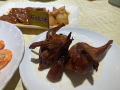 招牌烤乳鸽-石岐佬中山菜馆(张溪店)