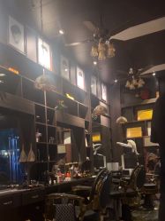 -青青男士理发馆（绅士复古油头馆）