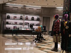 -Gucci(重庆IFS店)