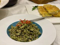 蒸槐花-鲁班张葱烧海参(马庄街店)