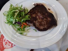 菲力扒牛排-小白桦西餐厅