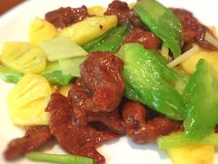 菠萝炒牛柳-春暖花开(西溪店)