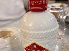 -汗腾格里·风味餐厅(新疆驻京办店)