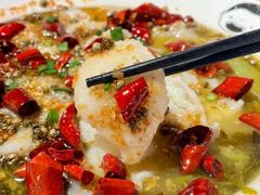 -江渔儿酸菜鱼(映月湖环宇城店)