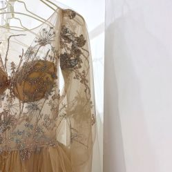 -Flora婚纱礼服定制租赁店