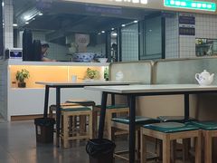 -京穆兰兰州牛肉面·清真(盛龙广场店)