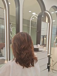 -丁和李朴美发沙龙