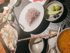 -三出山火锅(南京万象天地店)