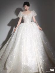 -Lady  Jane高端婚纱礼服馆