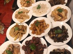 -天宜隆蘑菇宴火锅(石景山旗舰店)