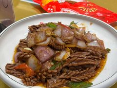 -老季市·三代非遗传承·地标美食老汁鸡(工农路店)