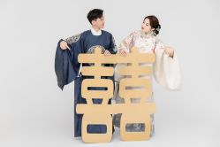 点击看大图 -挪娅婚纱摄影皇家会所