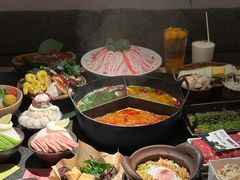 -三出山火锅(南京万象天地店)