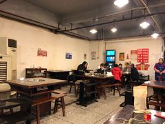 大堂-邓莽子老火锅(中兴路总店)