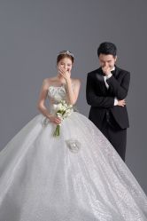 -麦田·婚纱摄影(天河新天地店)