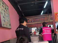 -胡记烧烤(黄山新村总店)