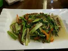-自游人·美食一楼·地道徽菜(三十年名店)