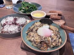 滇南杂菌配酸面包-山野板扎·云贵川Bistro(上海首店)