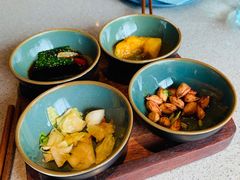 餐前小菜-半山腰·云南菜(侨福芳草地店)