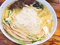 生包鸡汁米线-越洋肖氏老米线(杨家坪店)
