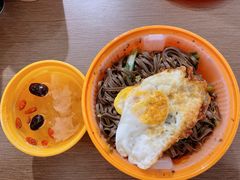 -呼啦面馆·头牌豌杂面(爱琴海店)