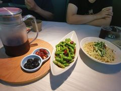 -肥肥虾庄·金牌油焖大虾(沙湖店)