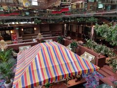 -燕山大酒店