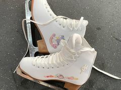 -冠军冰场CHAMPION RINK(中华城店)