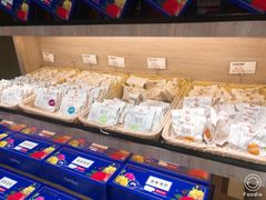 零售区-嘉华鲜花饼·现烤(昆明老街店)