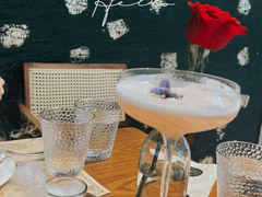-Mark&Mars Restaurant