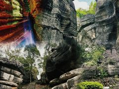 -梭布垭石林景区