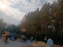 -酷酷兔少儿拓展天地