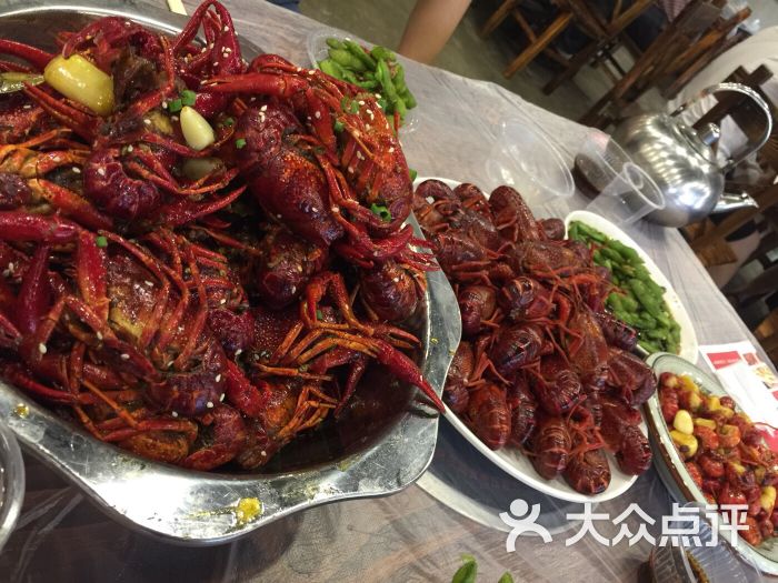 肥肥虾庄(南湖大道店)