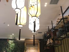 大堂-八府香鸭·啫啫煲(华山路店)