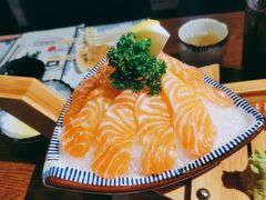 三文鱼刺身-花宴·日式料理