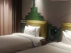 -兰州步行街希尔顿欢朋酒店