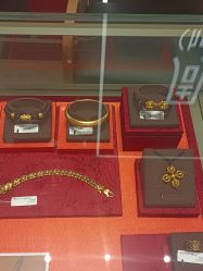 -周生生Chow Sang Sang(苏州中心南区店)