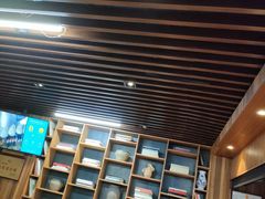 -亮亮面馆(经六路店)