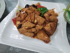 -天天向上素食餐厅(五台山店)