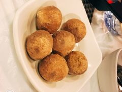 -鲜入围煮花胶鸡海鲜火锅