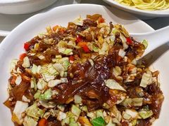 酸包菜粉皮-老街鱼嘴巴(坡子街老店)