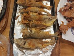 -老东镇啤酒屋海鲜加工·蒸汽海鲜·海鲜烧烤(台东店)