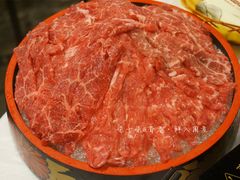 -鲜入围煮花胶鸡海鲜火锅