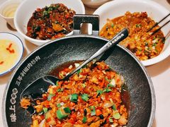 -味上湘菜馆(岳麓山店)
