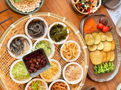 -包整·丝娃娃(一览甲秀楼风景店)