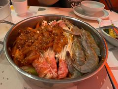 -黄记煌三汁焖锅(新佳丽江汉路店)