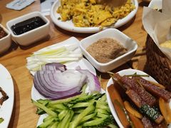 鲜香椿炒鸡蛋-姥姥家春饼店(惠新东街店)