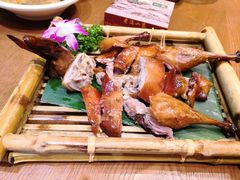 -老滇山寨•云南特色菜•地方菜•民族风情歌舞表演(金碧店)