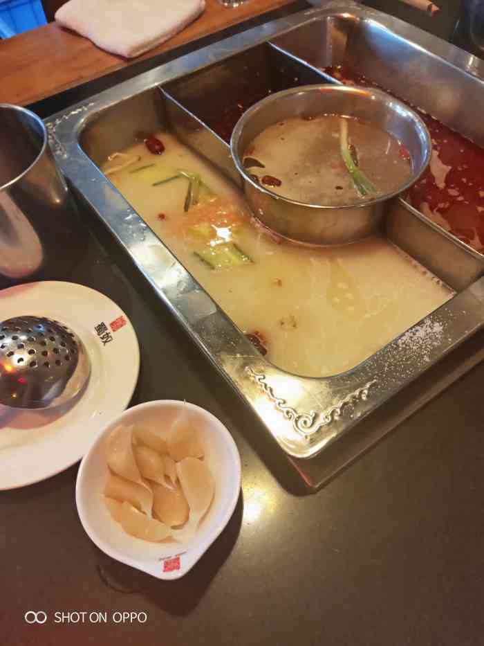 蜀奴火锅(太和店)-"中午去吃的,还可以,主要是空调太不给力了.