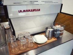 -Legno.ita Coffee by Wood(襄阳南路店)